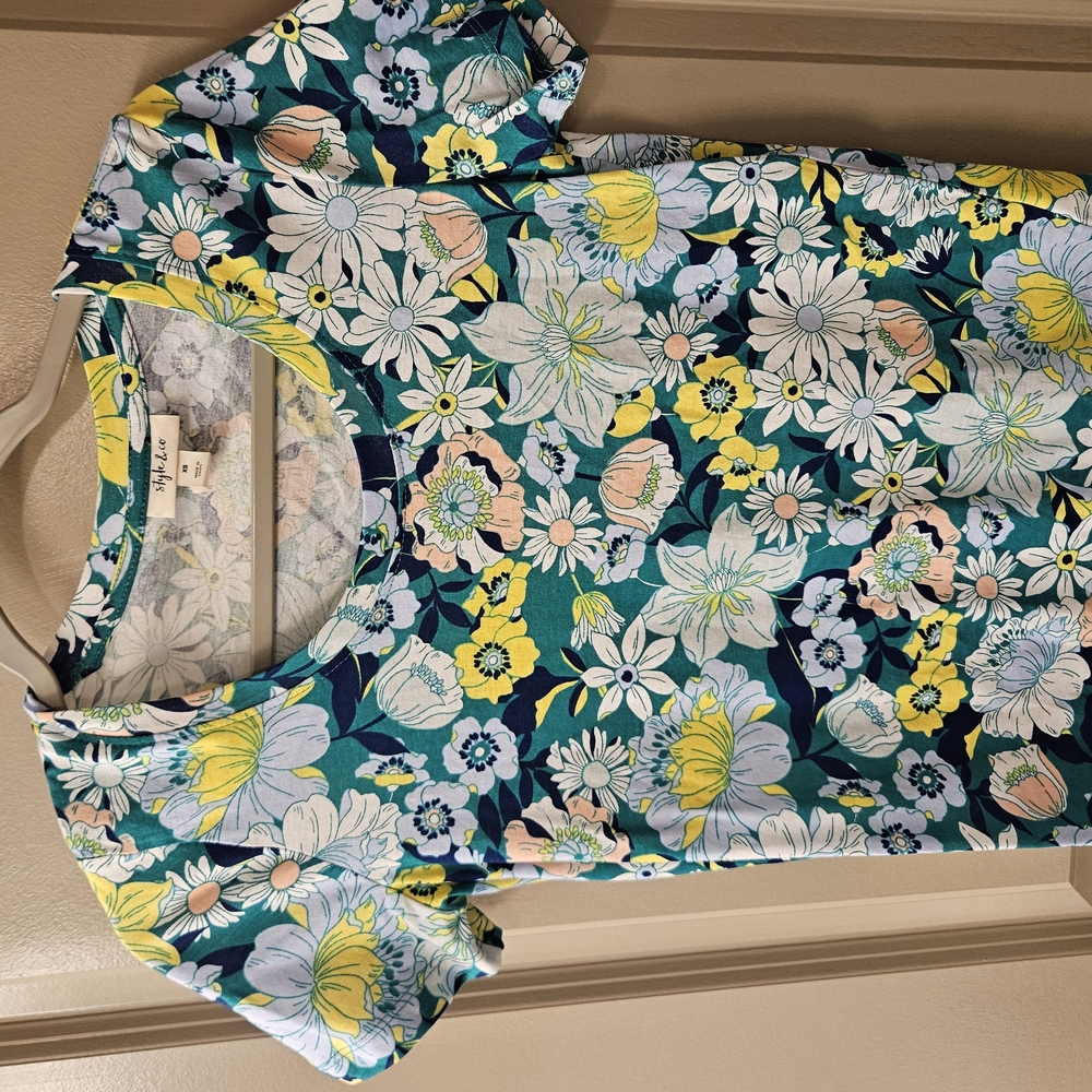 Floral Short Sleeve Tee - Multicolor